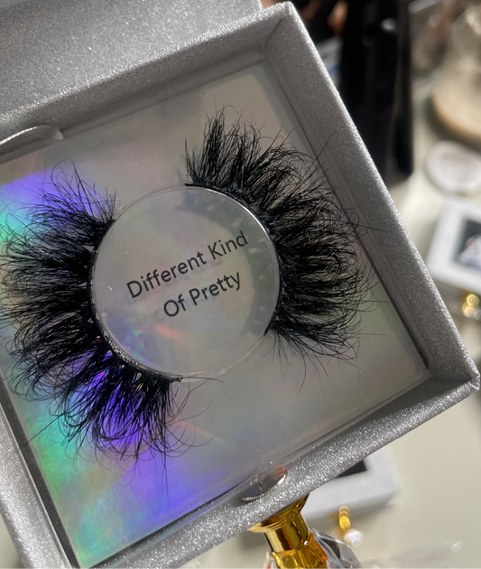 Different Kind Of Pretty Luxe Lashes